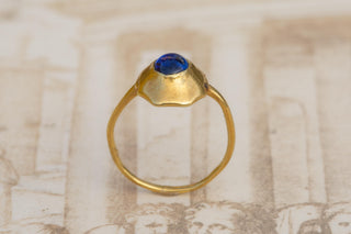 13th Century Medieval Sapphire “Pie-Dish” Gold Ring, Circa 1280
