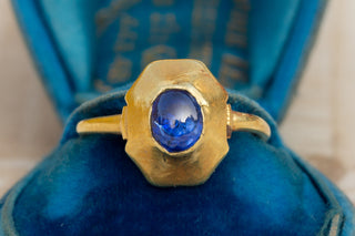 Medieval Sapphire “Pie-Dish” Ring