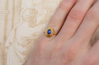 13th Century Medieval Sapphire “Pie-Dish” Gold Ring, Circa 1280
