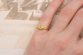 Ancient Javanese Gold ‘Sri’ Ring, 8th–10th Century