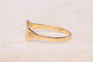 Vintage Gold Signet Ring