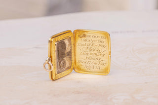 Late Georgian 15K Gold Vernon Family Memorial Hair Locket, c.1837
