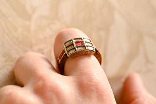 Antique Mughal Ruby and Polki Rock Crystal Gold Ring; Hyderabad, India, c.1850