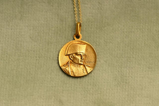Small French 18K Gold Napoleon Medal Pendant by Révillon c.1900