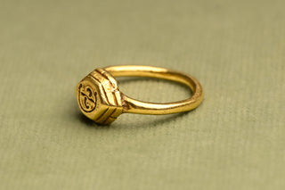 Ancient Javanese 'Sri' Ring