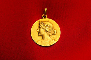 French 18K Gold Art Nouveau Medal Pendant of La France by Tairac c.1900
