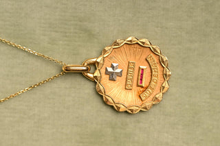 Antique Alphonse Augis ‘Plus Qu’Hier – Que Demain’ Love Medal, c.1930