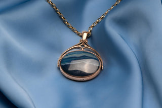 Contemporary 9K Gold Agate Swivel Fob Pendant by David Scott Walker, Sheffield,
