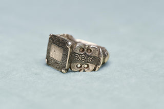 Medieval Islamic Silver Ring Seljuq Niello