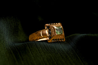 French Regional Emerald “Tombeau” Ring, Poitou-Charentes, c.1830