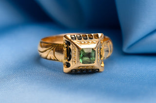 French Emerald “Tombeau” Ring