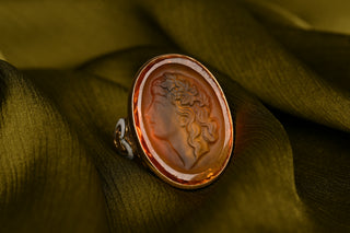 French Vintage Glass Cameo Ring