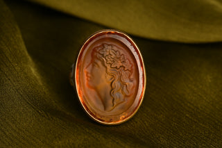 French Vintage Glass Cameo Ring