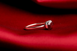 Early Islamic Garnet Intaglio Ring, 10th Century, Later Silver Mount