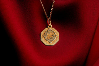 Vintage 9K Gold Pisces Zodiac Pendant, c.1980