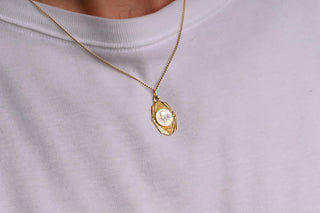 French Art Deco Our Lady of Lourdes Mother-of-Pearl Pendant, c.1930