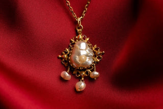 Late 17th Century Baroque Pearl Necklace