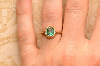 Victorian Emerald and Diamond Cluster Ring by Raymond c.1890 Brussels