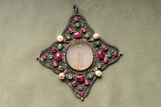 18th century Baroque Alpine ruby, emerald and pearl intaglio pendant