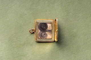 Late Georgian 15K Gold Vernon Family Memorial Hair Locket, c.1837