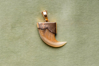 Victorian Tiger’s Claw Gold Pendant, c.1870