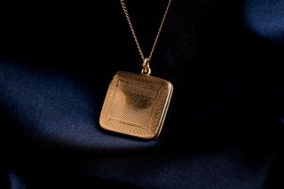 Late Georgian 15K Gold Vernon Family Memorial Hair Locket, c.1837