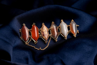 Georgian 18K Gold Specimen Hardstone Bracelet, c.1820