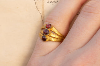 Ancient Roman Gold and Garnet Ring-Ravensbury Antiques